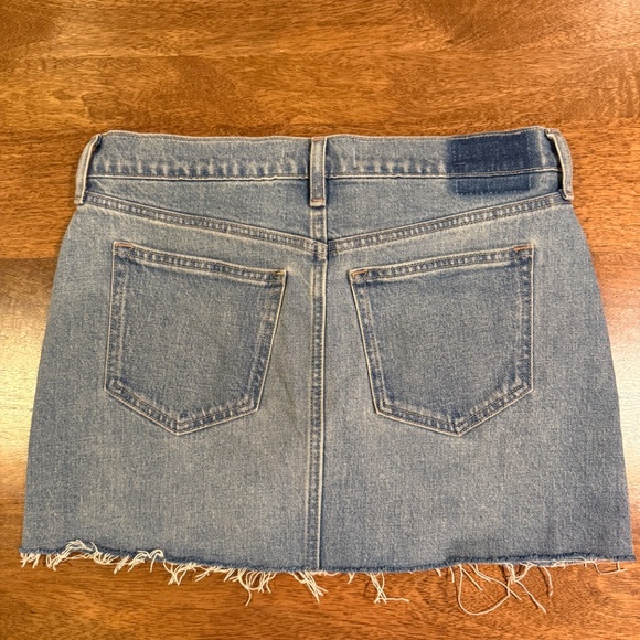 Abercrombie & Fitch - Mid Rise Denim Mini Skirt - Picture 2 of 3